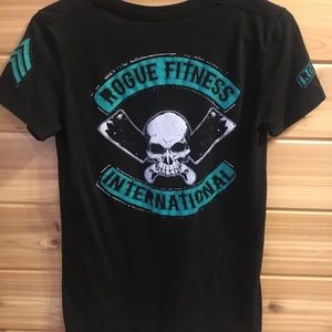 Women’s Rogue T-Shirt Size Medium